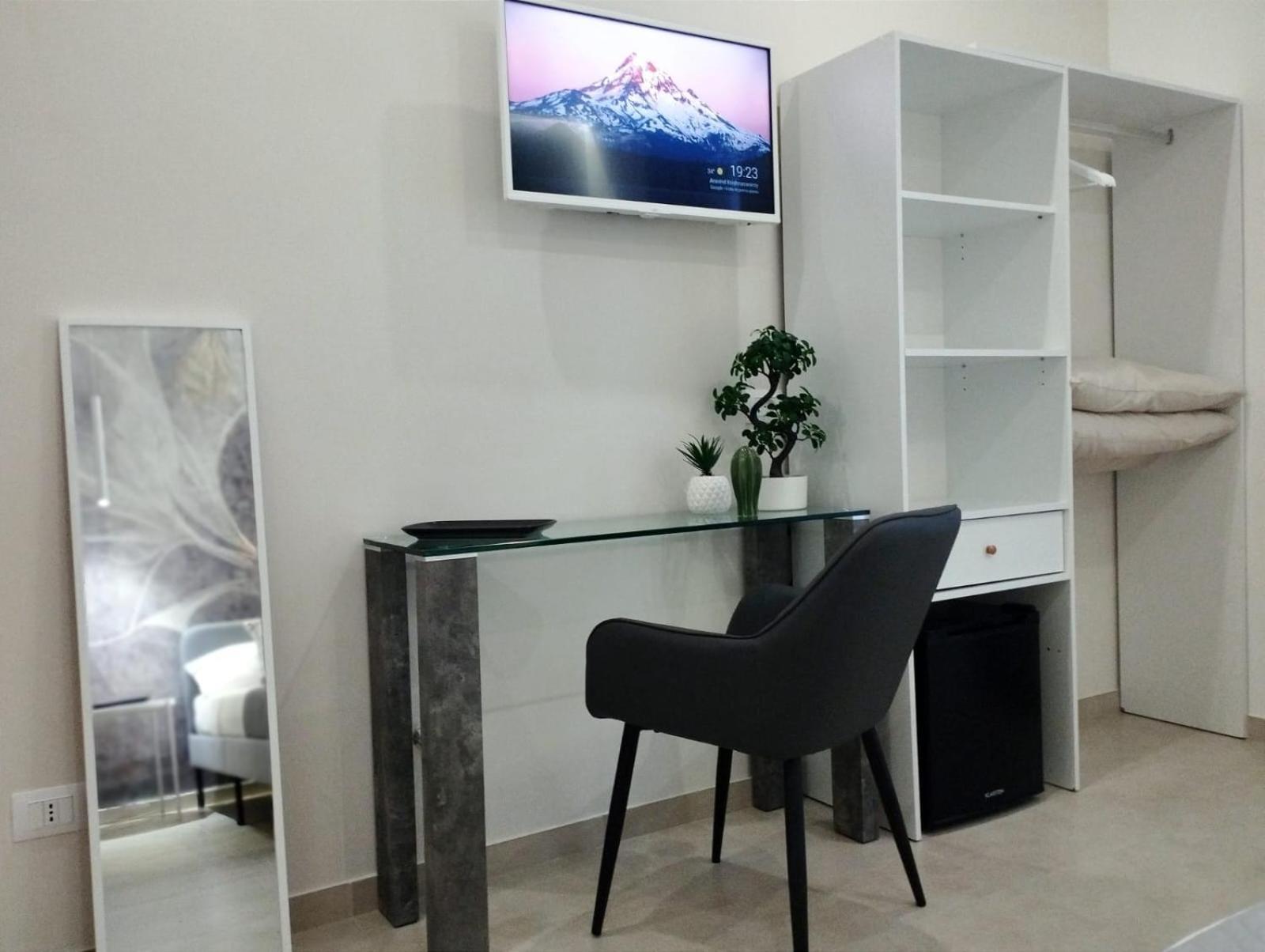 Agatha Modern Elegant Rooms Sant'Agata di Militello Exterior photo